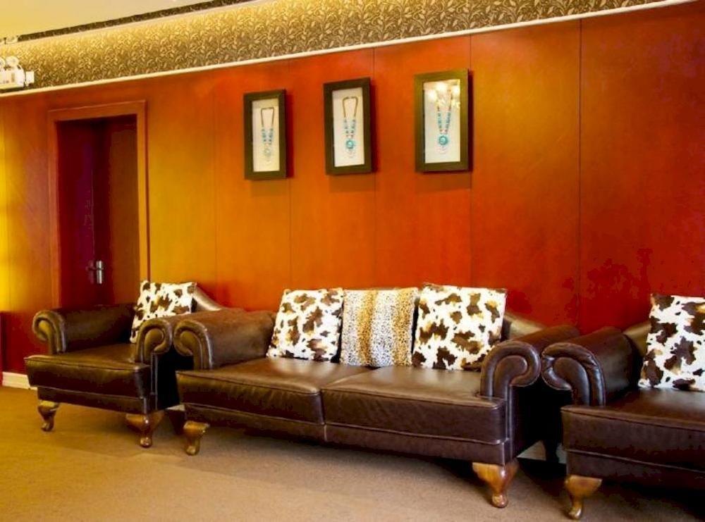 Manhattan Jinling Hotel เซี่ยงไฮ้ ภายนอก รูปภาพ