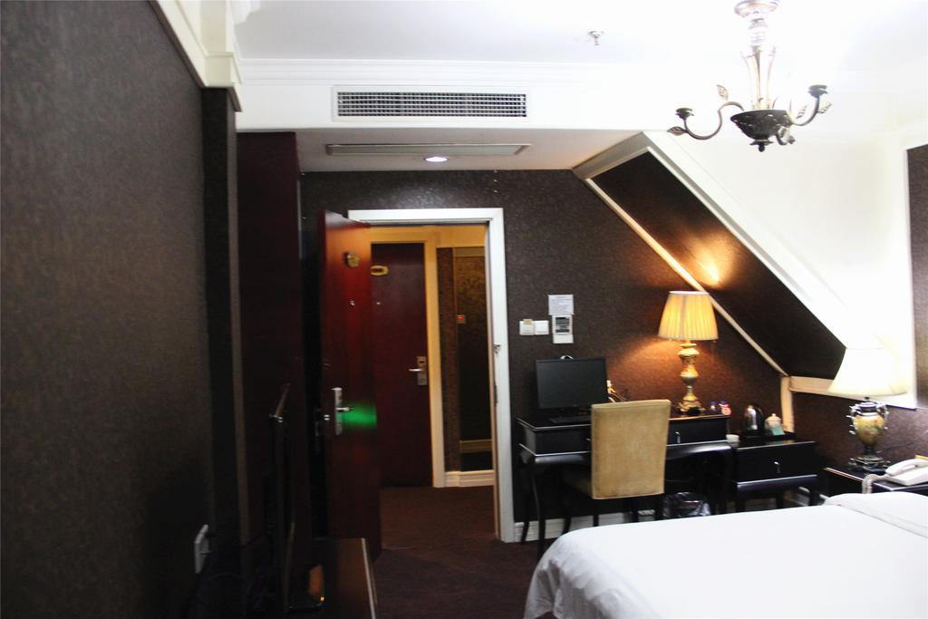 Manhattan Jinling Hotel เซี่ยงไฮ้ ห้อง รูปภาพ